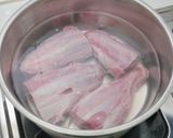 A picture of step 2 of Clear Stewed Radish and Beef Soup (Rice Cooker Version).