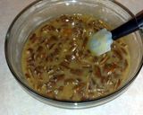 A picture of step 3 of Yummy Caramel Pecan pie.