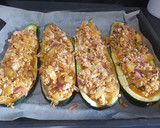 Foto del paso 5 de la receta: Calabacines rellenos con salsa semi boloñesa de pavo picado