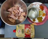 मलाई चिकन आणि पराठा (mala chicken ani paratha recipe in marathi) रेसिपी स्टेप 1 फोटो 
