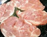 Foto del paso 2 de la receta: Filetes de cabeza de lomo en salsa de cerveza
