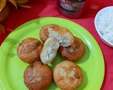 নারকেলের পুরভরা সুজির কাঁকড়া পিঠা (kakara pitha recipe in Bengali) রেসিপির ধাপ 9 ছবি