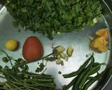 हरे प्याज़ की चटनी(hare pyaz ki chutney recipe in hindi) रेसिपी चरण 1 फोटो
