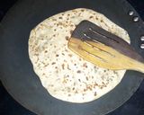 A picture of step 4 of Healthy green moong paratha.