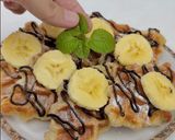Foto langkah ke 5 dari resep Croffle Choco Banana.