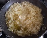 Foto del paso 1 de la receta: Pularda deshuesada rellena