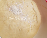 A picture of step 4 of Chicken bread 🍗🥖🍹.