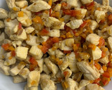 Foto del paso 1 de la receta: Arroz con pollo y especias, rica, económica y fácil de hacer!