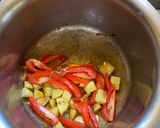 A picture of step 4 of Alu Aur Tamatar Pulao Potato and Tomato Pilaf.