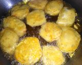 A picture of step 6 of Eggplant pakora.