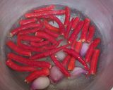 Foto langkah ke 2 dari resep Sambalado Telur Khas Minang.