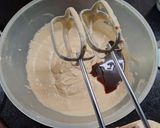 Foto del paso 1 de la receta: Budín de yogur muy húmedo sin manteca y sin azúcar