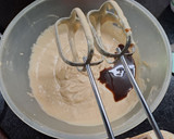Foto del paso 1 de la receta: Budín de yogur muy húmedo sin manteca y sin azúcar