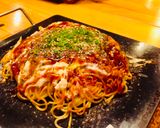 Foto del paso 9 de la receta: Variación de okonomiyaki con fideos Estilo Hiroshima Japonés  jirosimaiaqui🇺🇾🇯🇵お好み焼き（広島焼き）