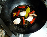 Foto del paso 5 de la receta: Salmonetes en escabeche de pimentón ahumado y tomates secos