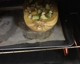 A picture of step 3 of Avocado egg spaghetti squash.