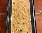 Foto del paso 5 de la receta: Budín de avena con manzana 🍏 y pasas (sin harina)