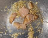 A picture of step 3 of Egg fried rice 🇨🇳🇨🇳.