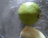 A picture of step 6 of Fresh Guava Crush.
