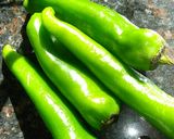 Foto del paso 1 de la receta Chiles pimientos con huevo
