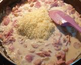 Foto langkah ke 2 dari resep Simple Mac & Cheese.