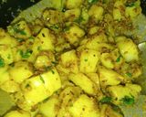 जीरा आलू (Jeera aloo recipe in hindi) रेसिपी चरण 4 फोटो