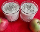 A picture of step 3 of Chia seeds apple smoothie.