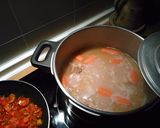 Foto del paso 4 de la receta Judias pintas con manitas de cerdo