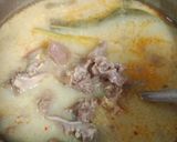 Foto langkah ke 6 dari resep Soto Kuning Bogor.