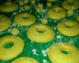 Foto langkah ke 5 dari resep Donat Kentang.