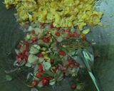 Foto langkah ke 4 dari resep Nasi Goreng Daun Jeruk.