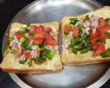 A picture of step 2 of Simple Vegetable Sandwich.