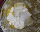 A picture of step 1 of Dryfruit Mango Lassi.
