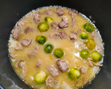 Foto del paso 4 de la receta: Ternera gallega con fideuá y coles de Bruselas