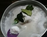 Foto langkah ke 1 dari resep Nasi lemak daun jeruk.