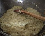 A picture of step 4 of Lauki ka Halwa.