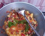 Foto langkah ke 9 dari resep Sambal Goreng Kentang Ati Rempela Sederhana.