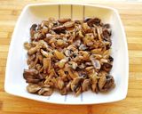 Foto del paso 8 de la receta Wok de champiñones roneados