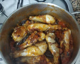 Foto del paso 2 de la receta: Muslitos de pollo estofados con ciruelas