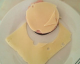 Foto del paso 5 de la receta: Sandwich de berenjenas rellenas de york y queso con salsa al pesto
