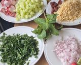 Une image de l'étape 1 de Taboulé aux radis, cranberries et concombre.