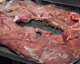 Foto del paso 5 de la receta: Hígado de ternera a la plancha con cebollas caramelizadas