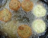 A picture of step 3 of Falafel sandwiches.
