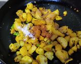 A picture of step 4 of Chatpati Jeera Aloo.
