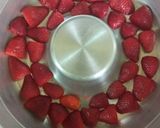 صورة لخطوة 1 من وصفة فلان بالفراولة 🍓