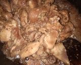 Foto langkah ke 2 dari resep Burger Nasi Isi Chicken Teriyaki.