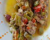 Foto del paso 9 de la receta: Llampuga o Pez Limón, en salsa de verduras mediterráneas