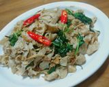 塔香薑絲炒麵腸（手撕）的食譜步驟2照片