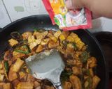Foto langkah ke 4 dari resep Oseng Tahu telor kecap cabe gondot.