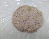 Foto del paso 2 de la receta: Hamburguesa de sargo y manzana